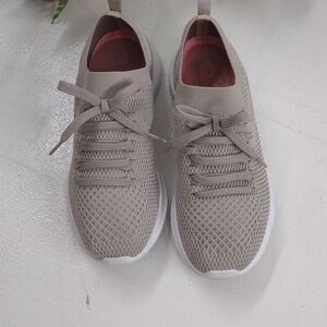 Skechers Gray and Pink Knit Sneakers